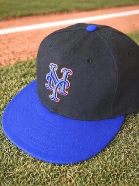 Vintage New York Mets Fitted Hat, New Era MLB, Size 7 1/8